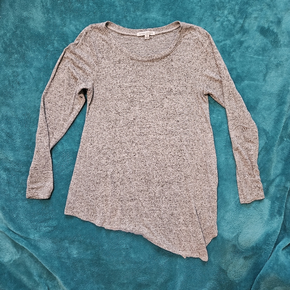 Green Envelope Heather Gray Knit Top
